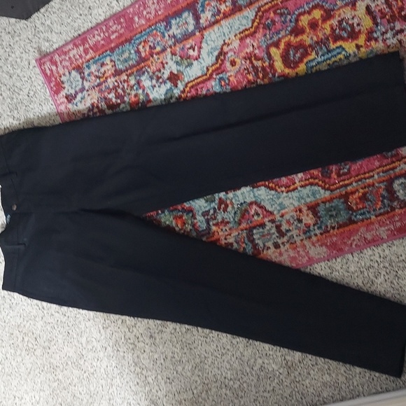 St Johns Bay Men's Black Khakis 36x34 Iron Free NWT - Picture 3 of 11